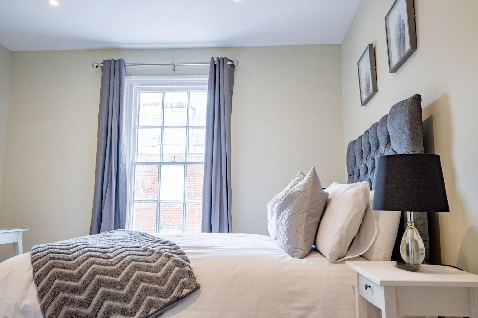 Host & Stay - Shaw Street Suite Вустер Екстер'єр фото